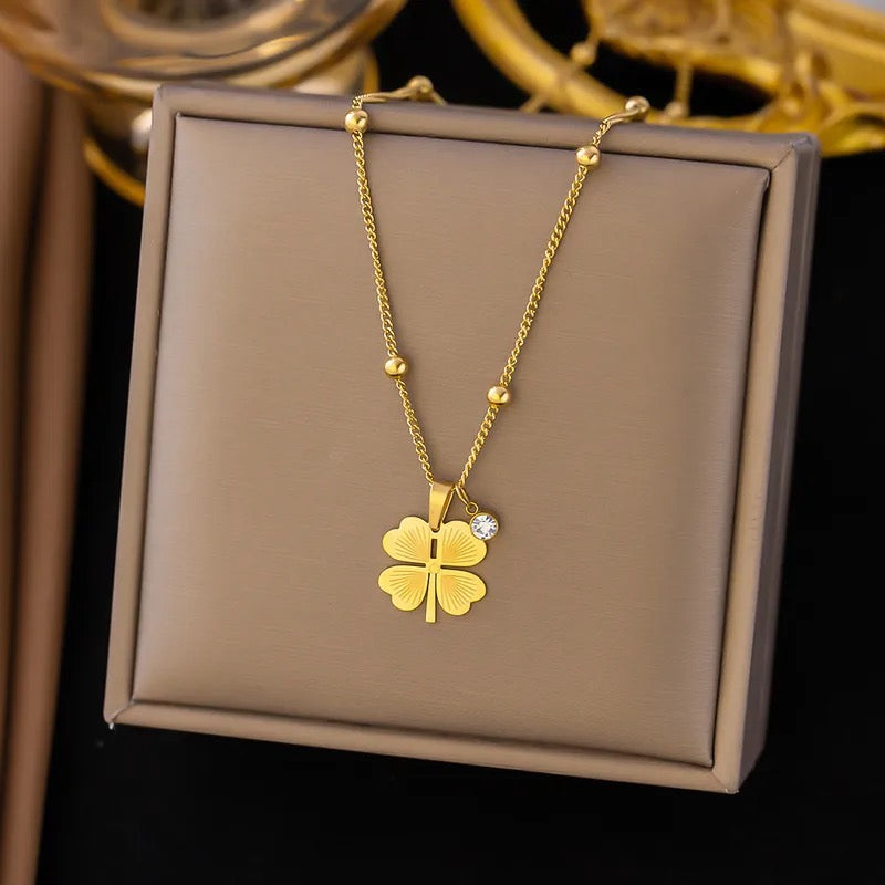 Leaf Clover Necklace