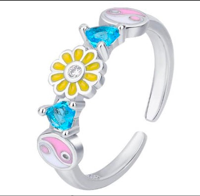 925 sterling silver  Yin Yang Daisy Ring