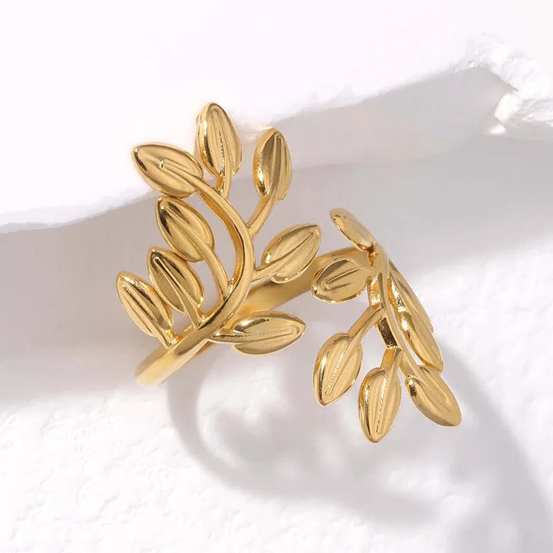 Golden Leaf Adjustable Ring